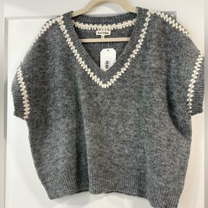 Cozy Gray V-Neck Sweater with Cream Accents - NWT